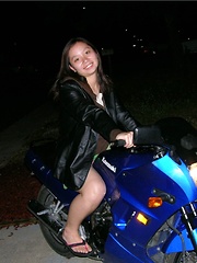 Amateur Teen Girl Spreads Nude On Motorcycle