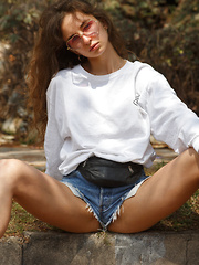 Vivi Kuanas One Brashy Oyster