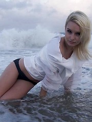 Hot pictures of a sweet blonde teen