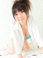 Cute japan cutie Momoka Utsumi