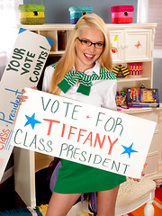 Vote 4 Pussy!