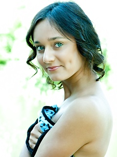teen model Chandra A